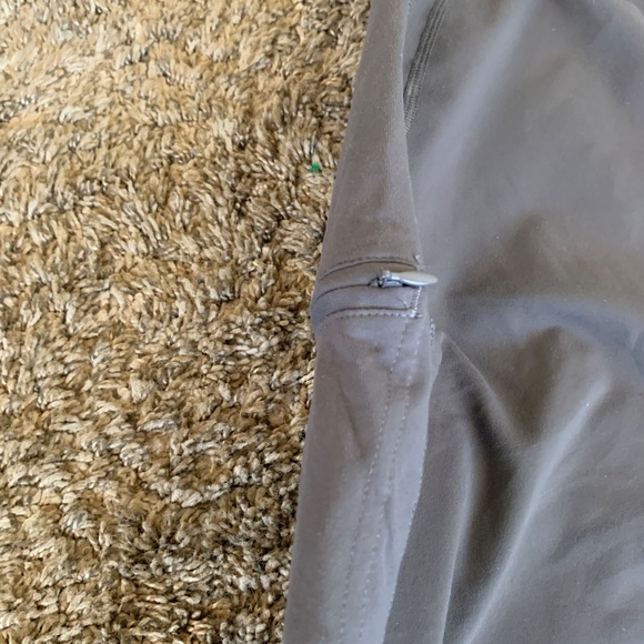 Duluth Trading Co.Gray NoGA Slim Leg Pants XXL x33 Classic Stretch - Picture 3 of 11